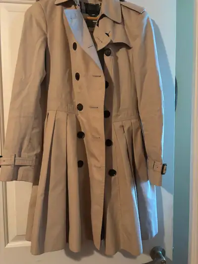 Burberry shirt trench coat, size 6, View more