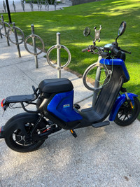 NIU UQI+ Electric Scooter Bike