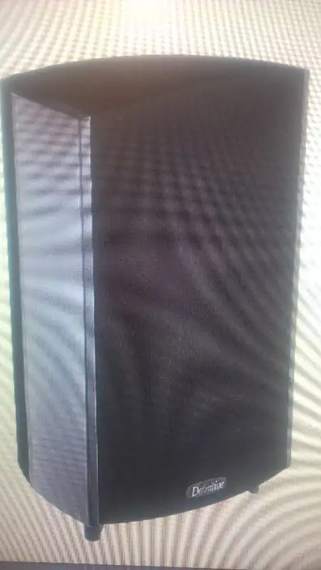 Definitive Technology ProMonitor 1000 Bookshelf Speaker (Single) in Speakers in Bedford - Image 3
