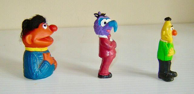 Vintage Wonderful 1970-1980s Sesame Street Muppet Figures in Arts & Collectibles in City of Toronto - Image 4