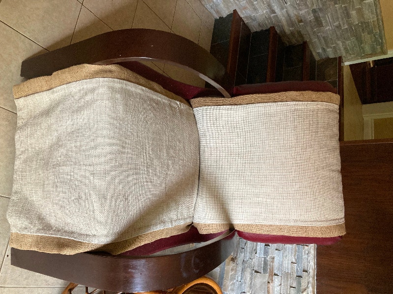Pending 2 recliners Chairs & Recliners Strathcona County Kijiji