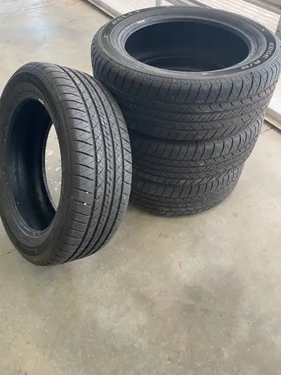 4 235/55R19s forsale! These all-season wheels are still next to brand new! 20 bucks a tire or best o...