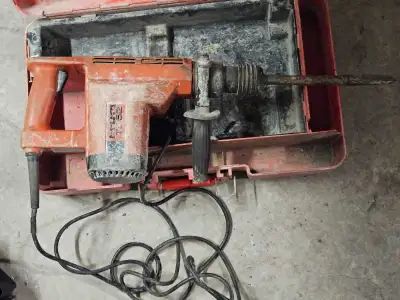 Hilti TE-52 SDS-Max Rotary Hammer, View more
