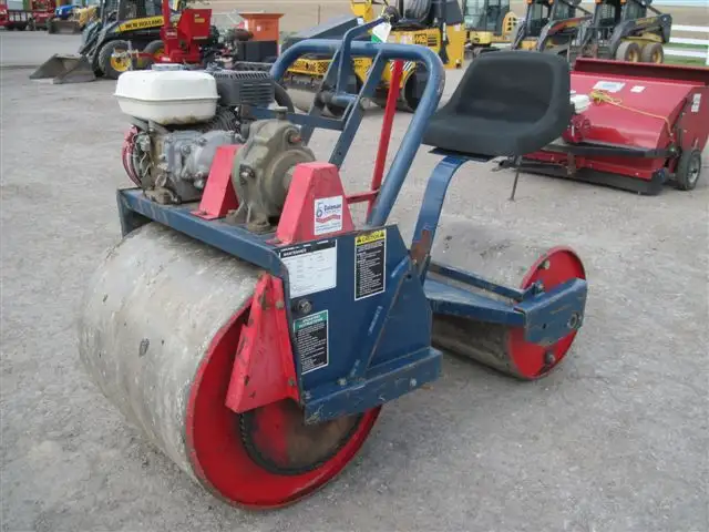 Aeration, Lawn Rolling, Dethatching and Fertilizing. in Lawn, Tree Maintenance & Eavestrough in Kitchener / Waterloo - Image 3