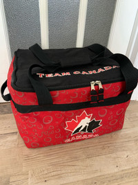 Official Team Canada Insulated Cooler!