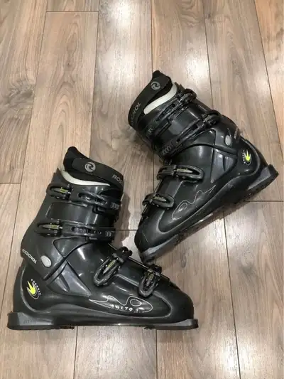 Bottes de Ski Alpin taille 31 - 31.5  / 12.5 - 13 US Rossignol, View more