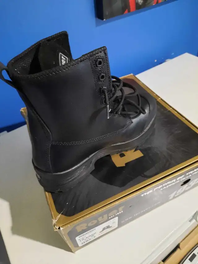 Royer Bottes in Men's Shoes in Granby - Image 3