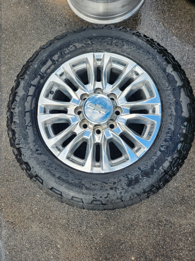 3 x 20" 8 Bolt Rims W/ Tires in Tires & Rims in Kelowna - Image 2