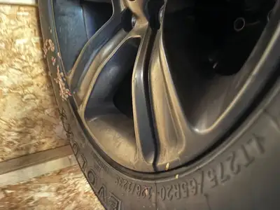 New Tires & Rims 75/65/R20