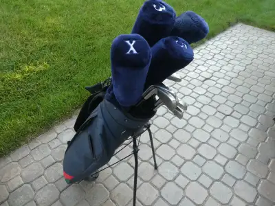 Men’s Right Hand Golf Club set and carry bag, View more