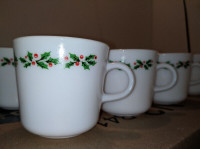 8-Vintage Corning Corelle Holly Days Flat Cups/Tea Mugs X-mas