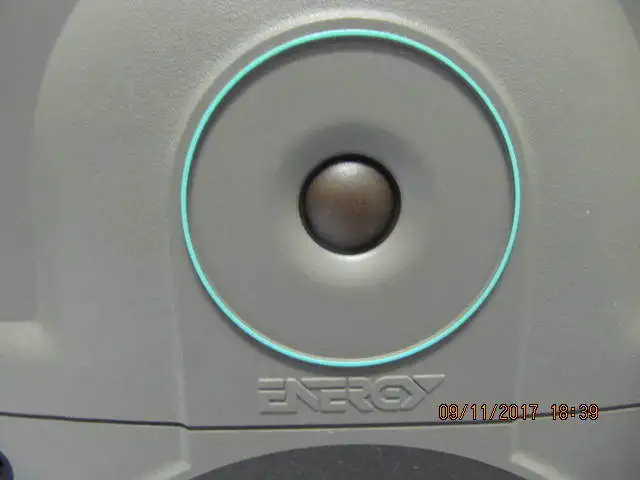 Classic Energy Monitors 6" ported driver & Tweeter Circa1980-90s in Speakers in Mississauga / Peel Region - Image 4