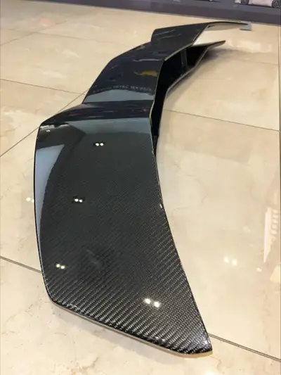 LAMBORGHINI AVENTADOR REAR WING. CARBON FIBER AFTERMARKET