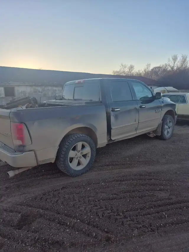 2013 hemi 1500498589265832847363