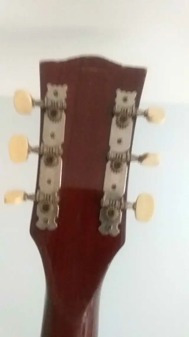 vintage guitar  in Guitars in Peterborough - Image 5