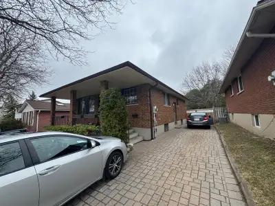 Top level of bungalow for rent!