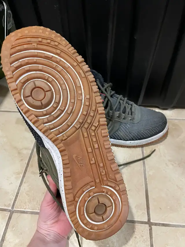 Air Force 1 Boots in Men's Shoes in Markham / York Region - Image 4