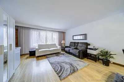 3 Bedroom Main Floor Apartment for Rent (Lawrence and Morningside Ave) • 3 bedroom apartment in the...