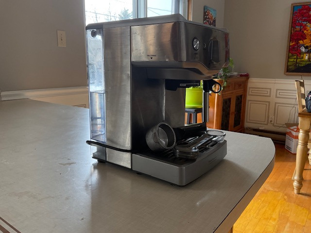 cafetiere expresso breville dans Machines à café  à Saguenay