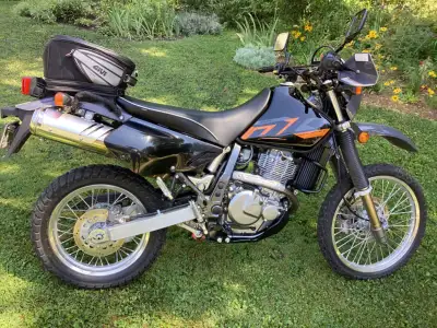 This deal is for the real buyer of my 2023 Suzuki DR650SE. This 2023 model is the SAME bike as the 2...