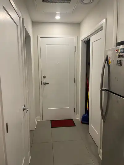 Studio Sublet July 10–Aug 27 | AC, WiFi, Washer | $1,130/mo