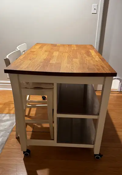 Kitchen Island on wheels w/ Chairs, View more