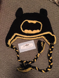 Boy’s knit Batman hat (NEW), 2-4T