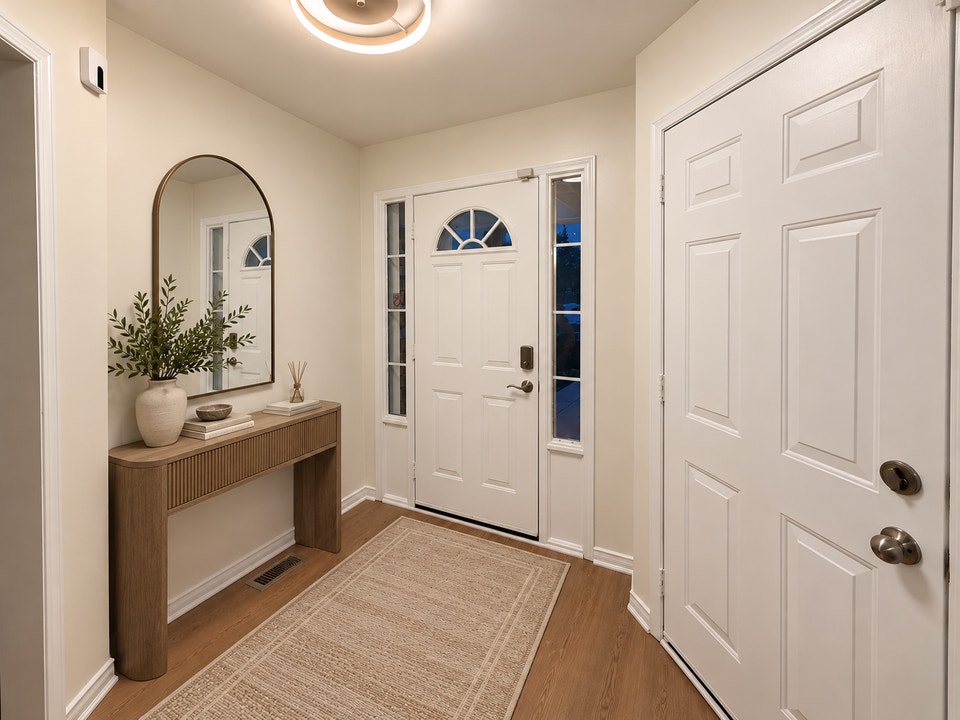 3 Bed 2 Bath Newly Renovated Bungalow For Rent 2