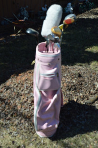 Ladies Golf Club Set and Bag
