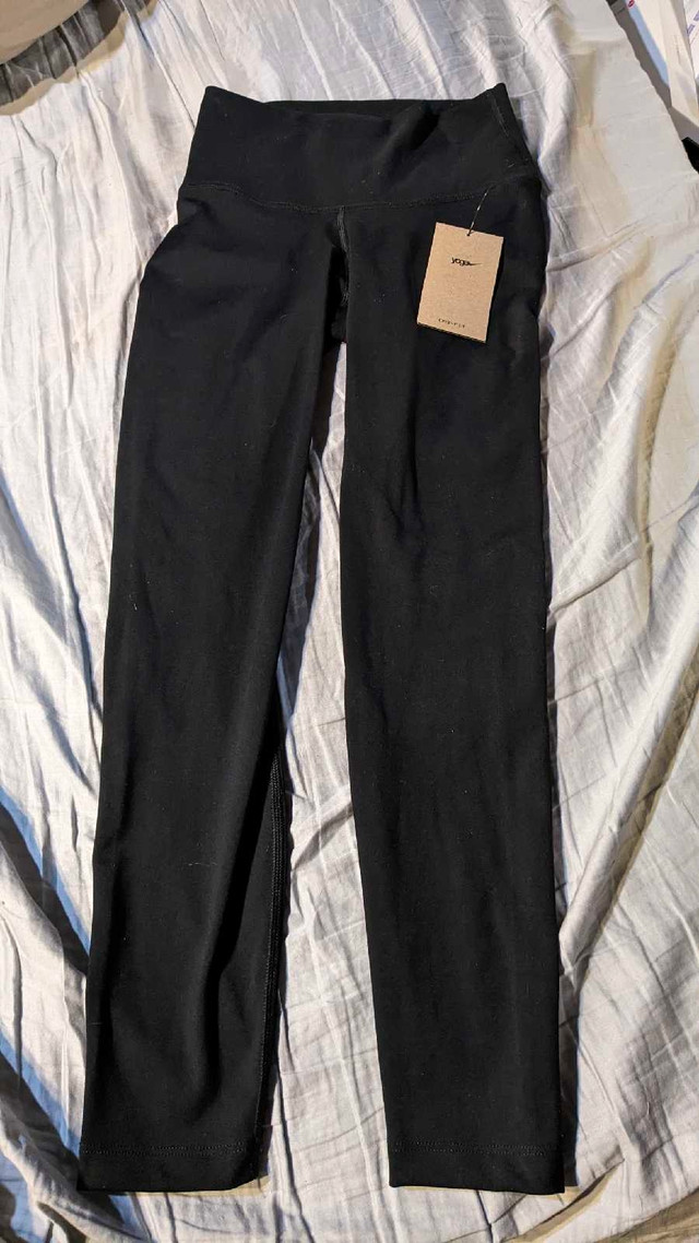 Nike Yoga Leggings  in Women's - Bottoms in Kitchener / Waterloo - Image 4