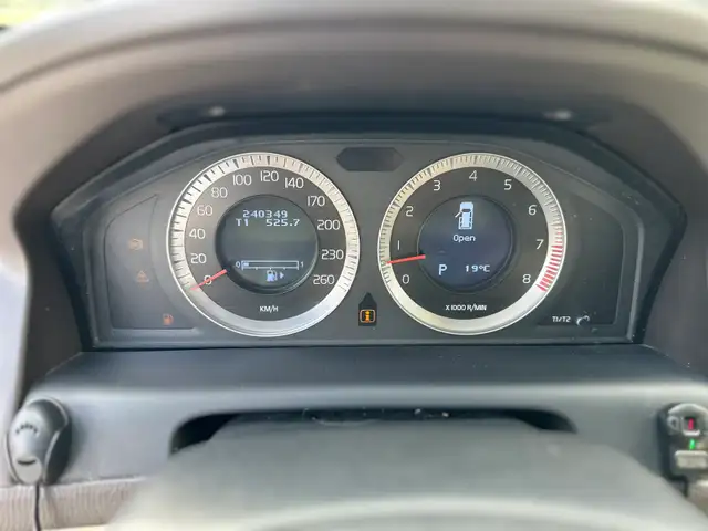 2010 Volvo589628623532871689