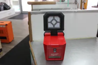 Milwaukee M18 Rover Mounting Flood Light, View more