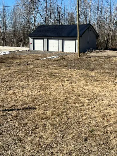 - Price per bay - Commercially zoned - 11 by 22 each bay - Engineered supported trusses - Walls and...