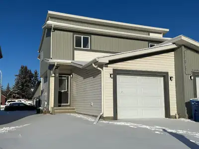 House for Rent - Half-duplex