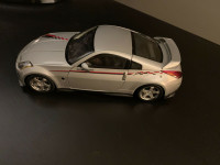 1/18 AUTOART 2002 Nissan 350Z Nismo