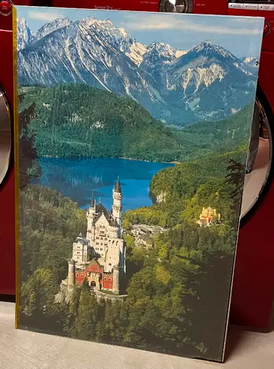 Neuschwanstein Castle Poster For Sale, Voir plus