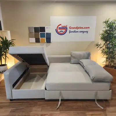 CANAPÉ-LIT SECTIONNEL GRIS CLAIR – REMIS À NEUF + LIVRAISON GRAT, View more