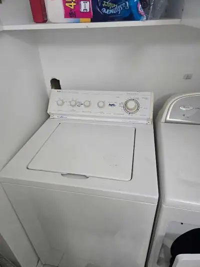laveuse secheuse a vendre doit partir avant jeudi, View more