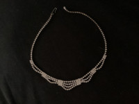 COLLIER EN PIERRES DU RHIN,  RHINESTONE NECKLACE