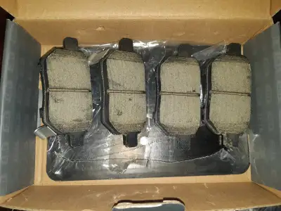 New Brake Pads Full Fitment List for CMX‑D1423 (Rear Brake Pads) The following vehicles are confirme...