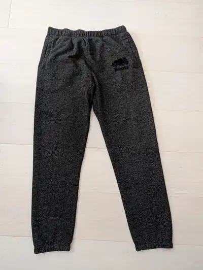 Snuggle up in these gently used Roots sweatpants, perfect for chilly evenings or casual outings! The...