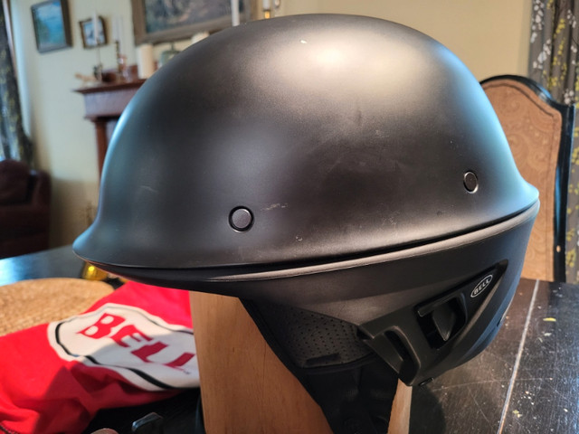MOTORCYCLE HELMET, NEW NEVER WORN XXL SIZE, ASKING $85 in Motorcycle Parts & Accessories in Thunder Bay - Image 2