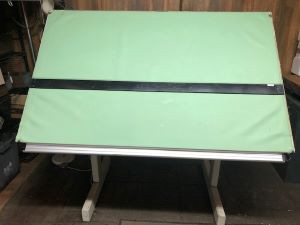 Norman Wade, Professional Drafting Table-$100.00 in Other Business & Industrial in Oshawa / Durham Region - Image 2