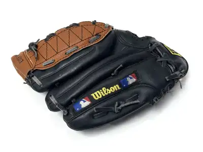 Wilson A2734 EC3 T Ball Model Baseball Glove Youth LH Throw, View more