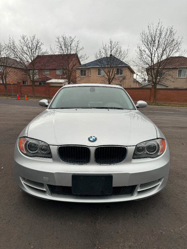 2009 BMW 128I CLEAN CARFAX, RARE VERY LOW KM, SUNROOF, LOADED in Cars & Trucks in Mississauga / Peel Region - Image 2