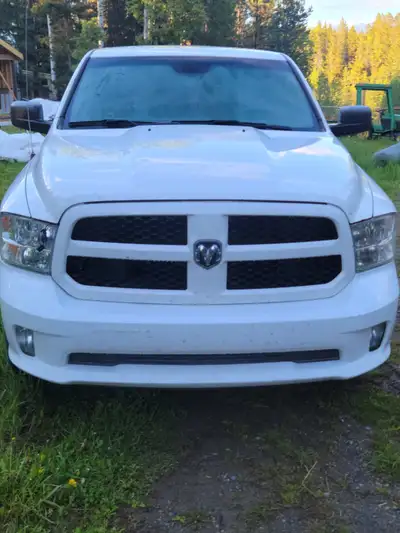 Great truck. Perfect for a contractor. Selling as I've bought a newer model. Mechanically well maint...