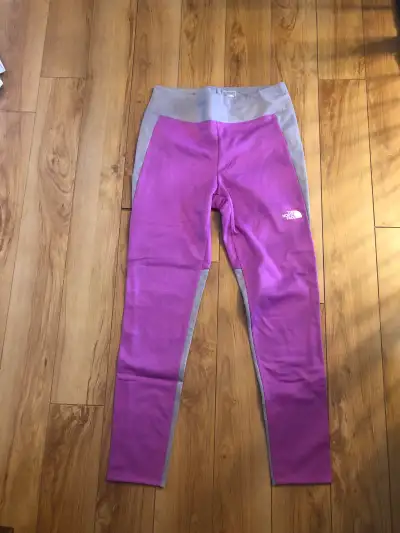 Super cozy and comfortable tights. Great for spring and fall. Mid-weight fleece. Girls' size 18. Sid...