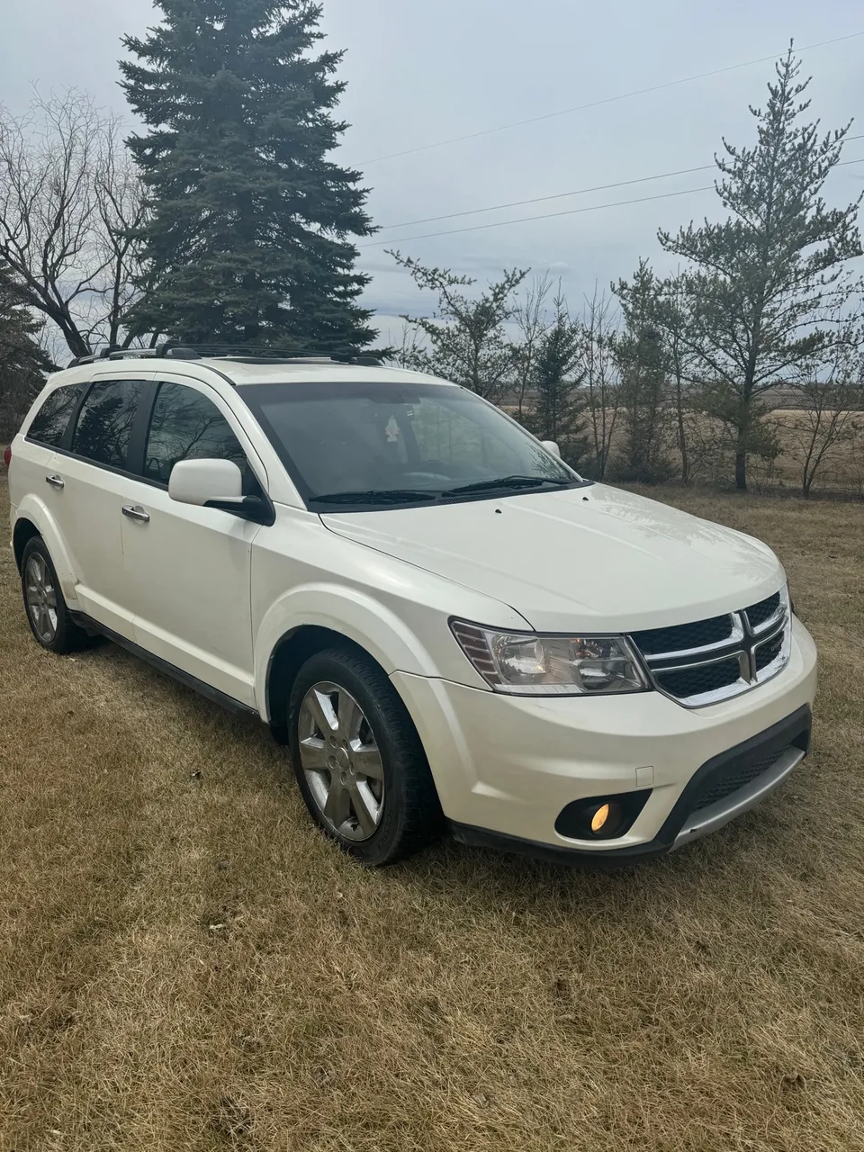 2013 DODGE JOURNEY AWD CLEAN TITLE SAFETIED $10,950