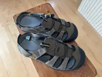 Keen Sandals Men’s Size 10