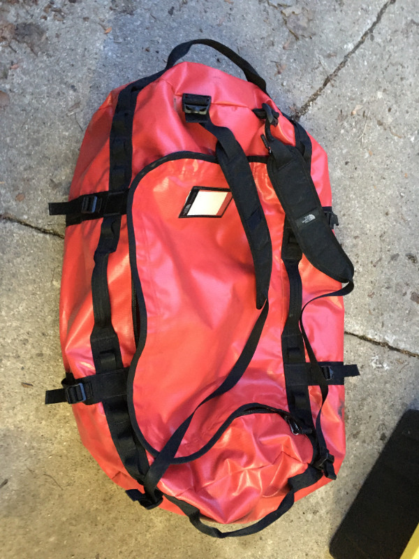Extra Extra Large North Face waterproof Duffle bag / backpack in Fishing, Camping & Outdoors in Oakville / Halton Region